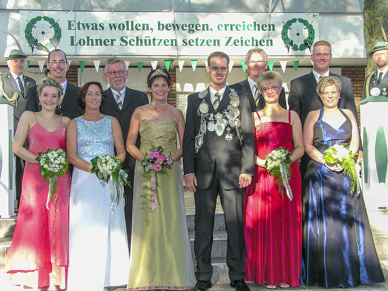 thron2003b